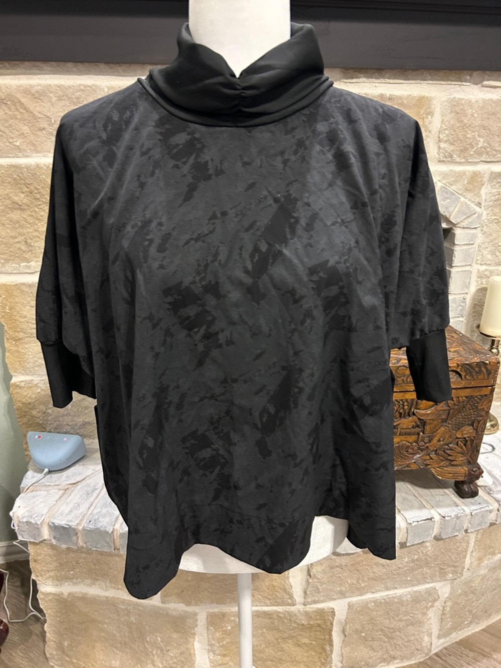 Buru Women's Black Mock Neck Short Sleeve Top